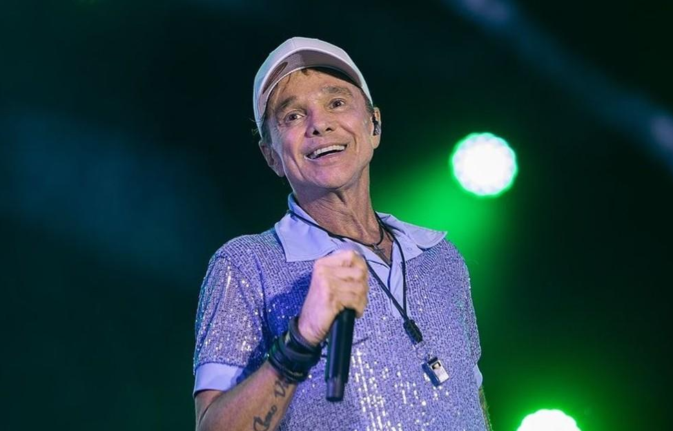 Morre Netinho, ícone do axé music e voz do sucesso “Milla”, aos 60 anos, em Salvador