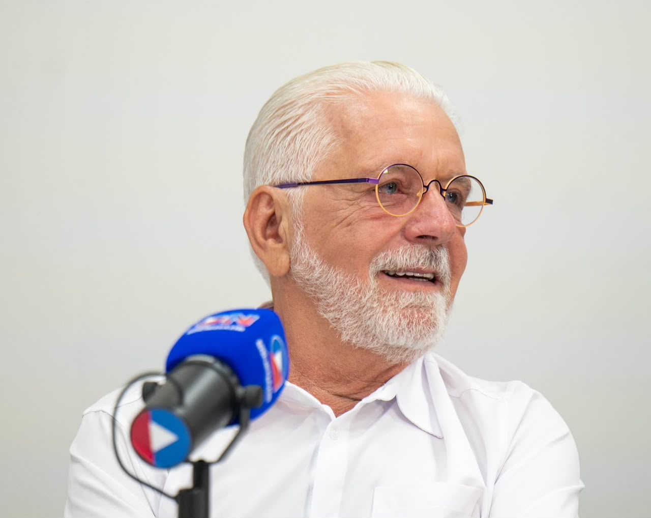 Jaques Wagner apoia reeleição de Lula e avalia congresso