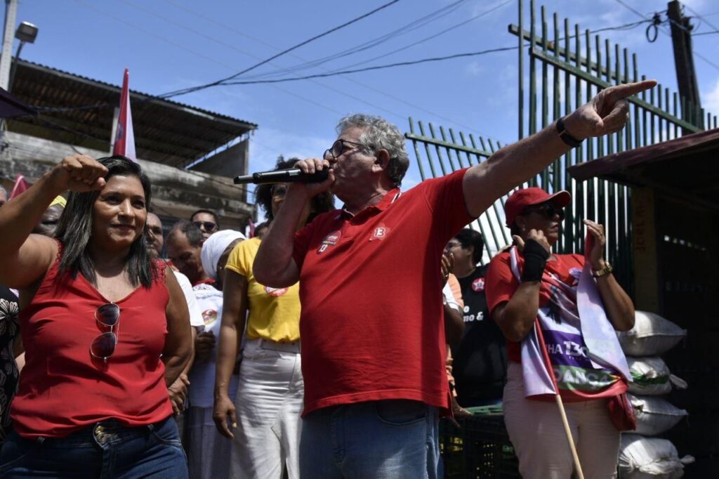IMG-20240818-WA0041-1024x682 ”Eles querem fazer política com o sofrimento das pessoas”, diz Caetano a feirantes em Monte Gordo