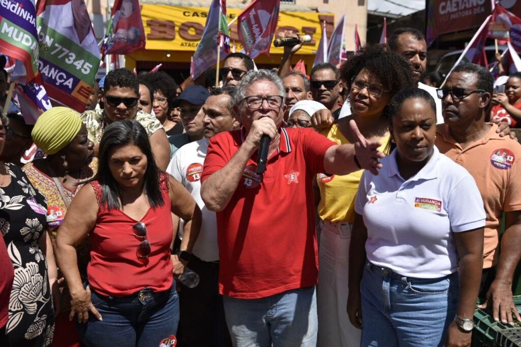 IMG-20240818-WA0043-1024x682 ”Eles querem fazer política com o sofrimento das pessoas”, diz Caetano a feirantes em Monte Gordo