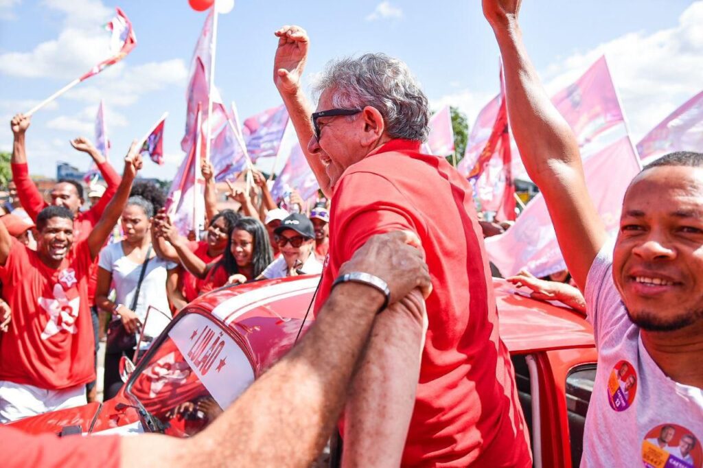 IMG-20240825-WA0032-1024x682 Caetano arrasta 15 mil pessoas nos PHOCs e defende união pelo futuro de Camaçari