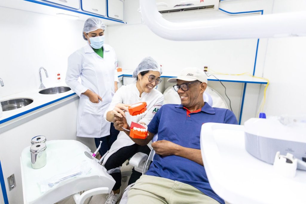 Imagem-do-WhatsApp-de-2025-07-31-as-20.45.12_8cc72615-1024x682 Reestruturação e avanços marcam seis meses da Saúde em Camaçari