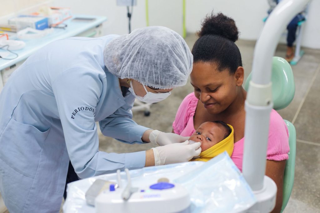 Imagem-do-WhatsApp-de-2025-07-31-as-20.45.13_24b2854b-1024x682 Reestruturação e avanços marcam seis meses da Saúde em Camaçari