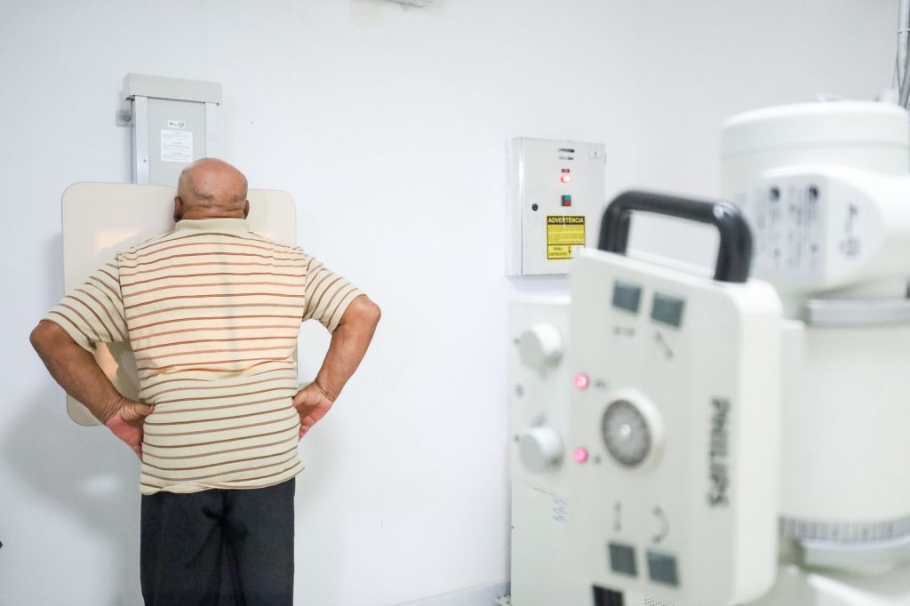 Imagem-do-WhatsApp-de-2025-07-31-as-20.45.13_655dcbe7-1024x682 Reestruturação e avanços marcam seis meses da Saúde em Camaçari