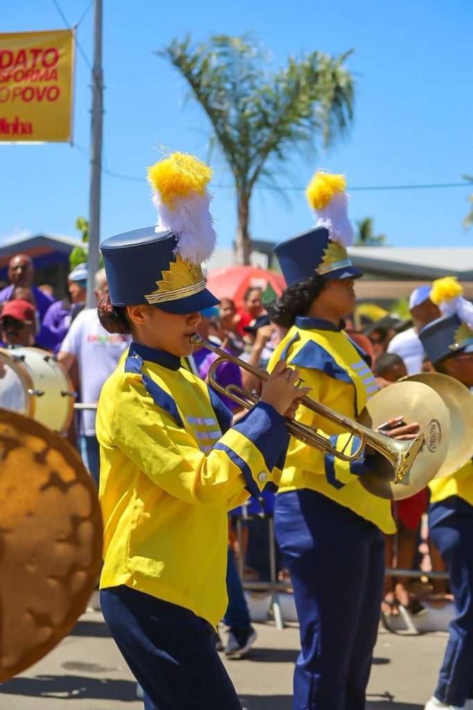 IMG-20250915-WA0068-682x1024 Monte Gordo dá largada na celebração dos 267 anos de Camaçari com cores, sons e emoção