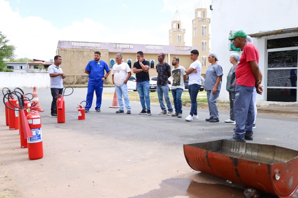 WhatsApp-Image-2026-03-21-at-17.23.53-4-1024x682 Segurança Hospitalar: Colaboradores da UPA Gleba A passam por Treinamento Intensivo de Combate a Incêndio