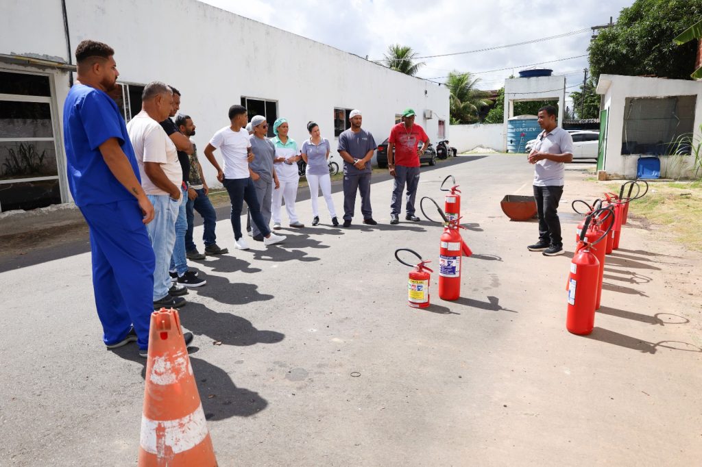 WhatsApp-Image-2026-03-21-at-17.23.53-5-1024x682 Segurança Hospitalar: Colaboradores da UPA Gleba A passam por Treinamento Intensivo de Combate a Incêndio